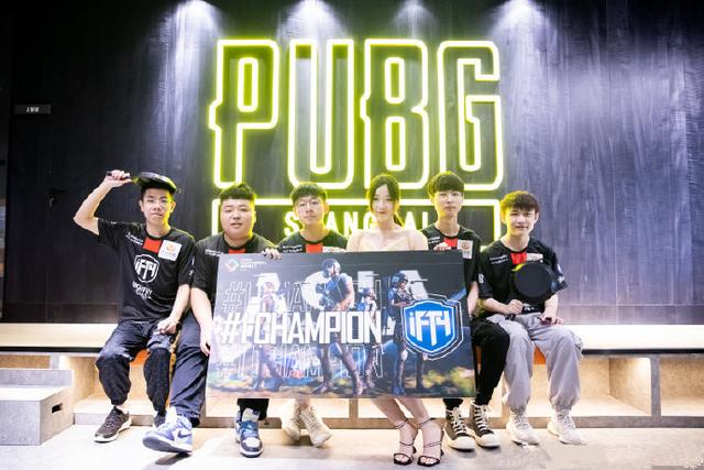 此次比赛自 此次比赛自