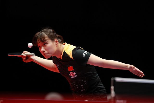 依然紧张而 依然紧张而